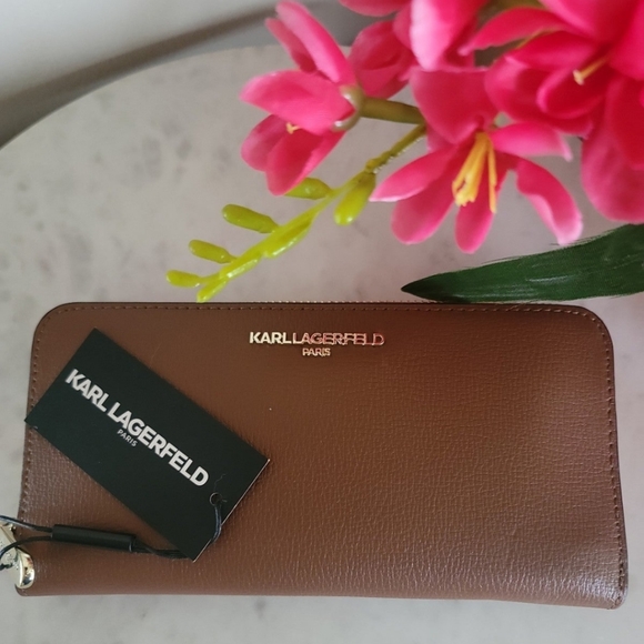 NWT Karl Lagerfeld leather Zipp around large wallet. - Picture 9 of 10